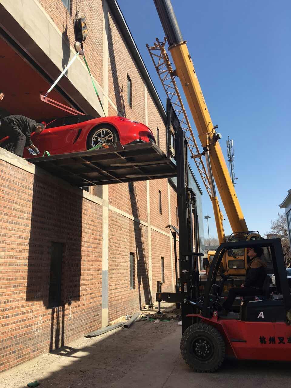 ����������b